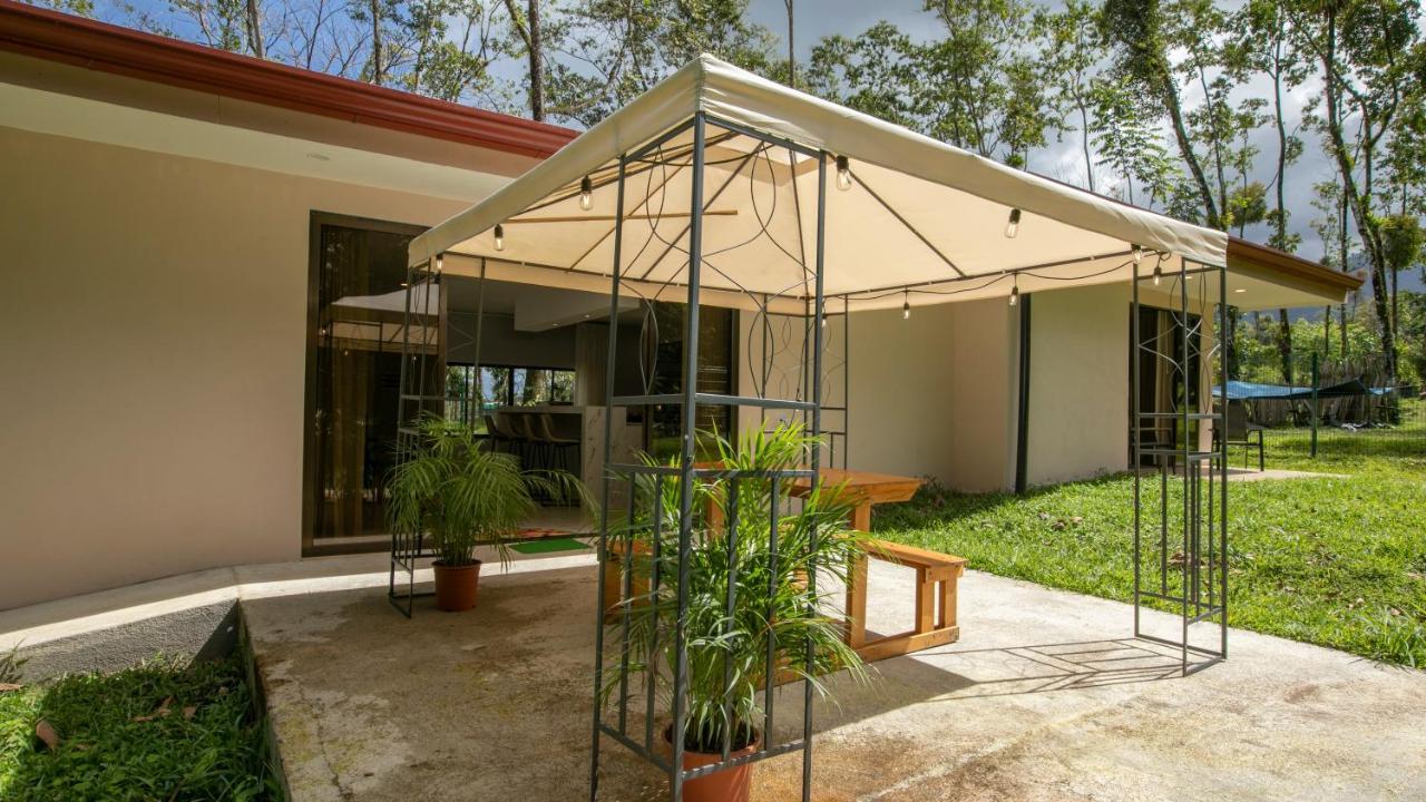 River Paradise Villa With Private Jacuzzi La Fortuna ภายนอก รูปภาพ