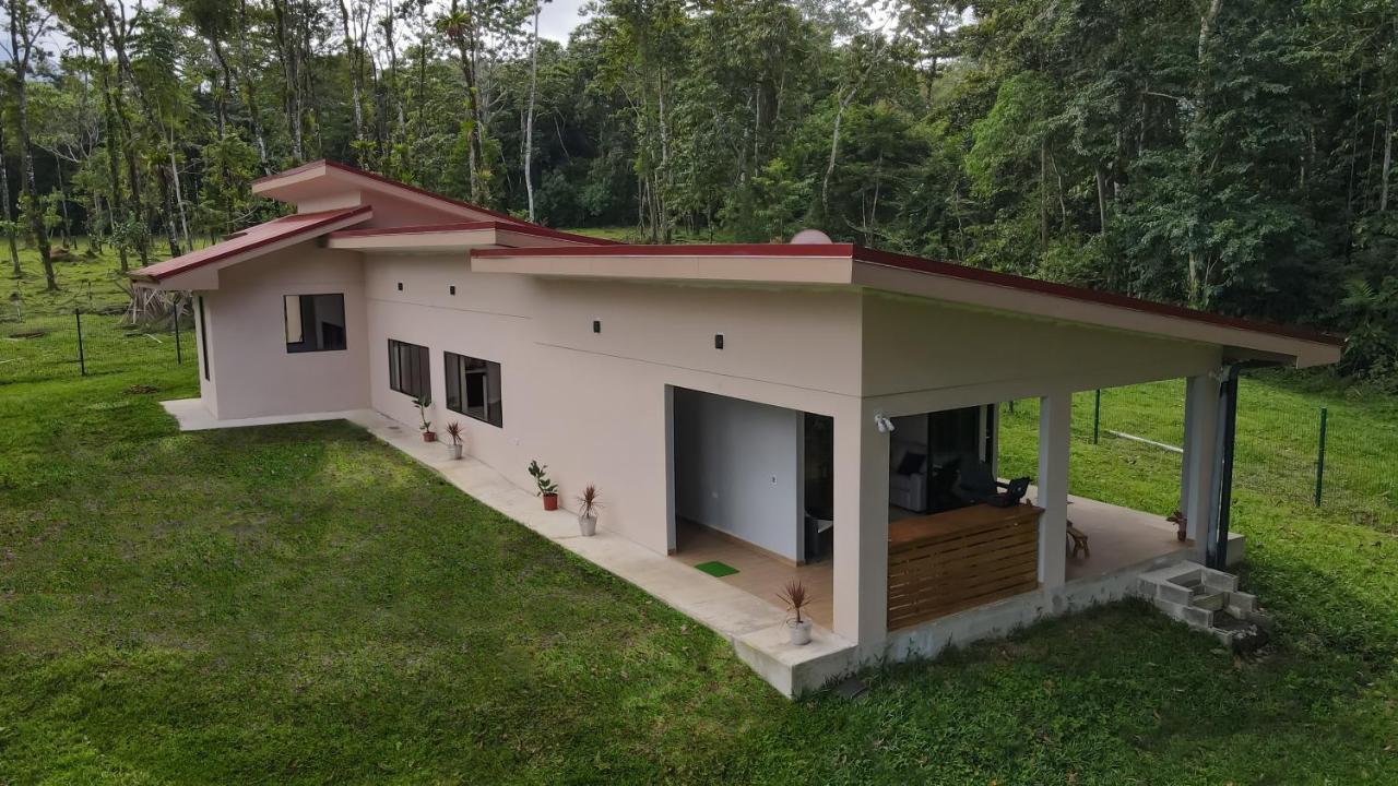 River Paradise Villa With Private Jacuzzi La Fortuna ภายนอก รูปภาพ